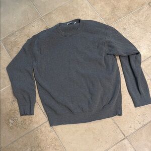 Calvin Klein Gray Knit Crewneck Sweater with Long Sleeves